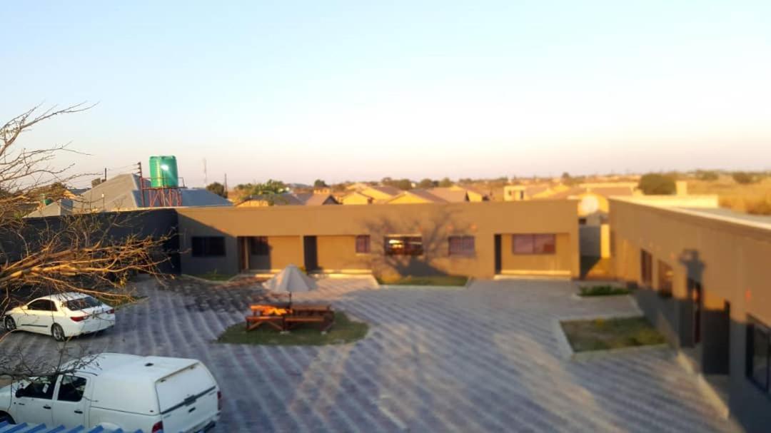Legends Executive Lodge Choma Bagian luar foto